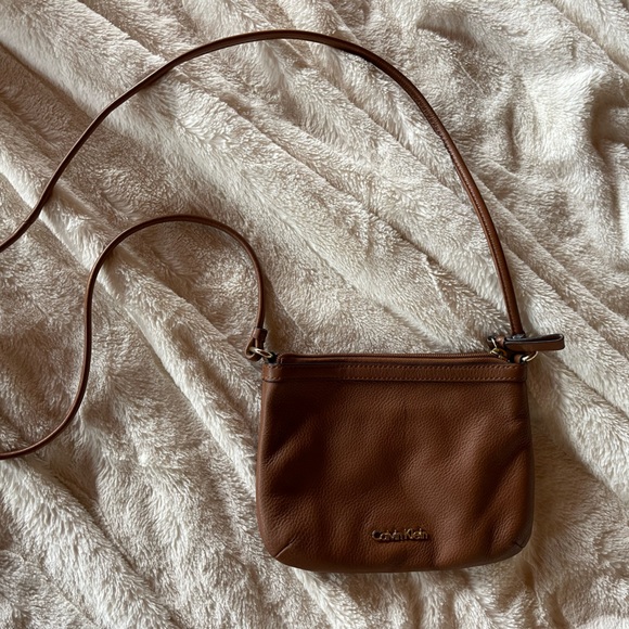 Calvin Klein Bags Calvin Klein Tan Leather Crossbody Bag Poshmark